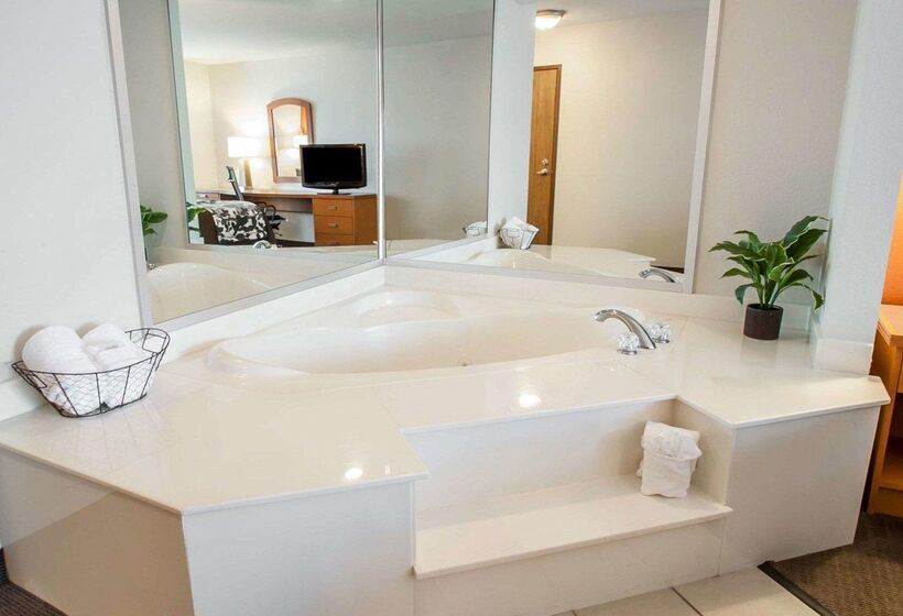 ホテル Sleep Inn & Suites Lake Of The Ozarks