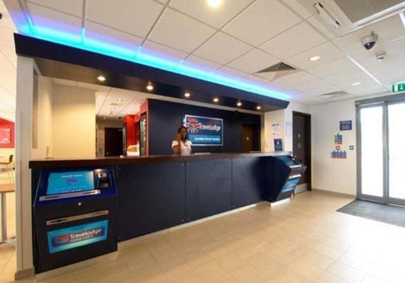 هتل Travelodge London Excel