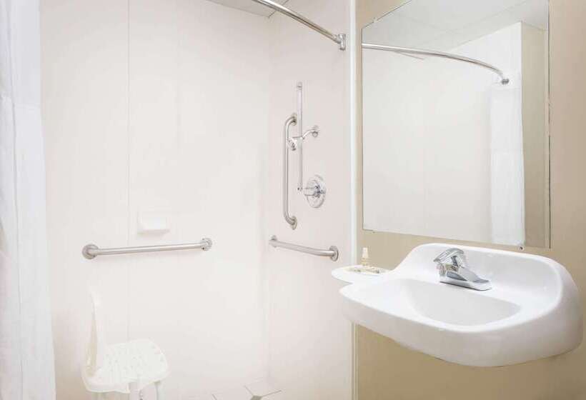 בית מלון כפרי Wingate By Wyndham Savannah Gateway