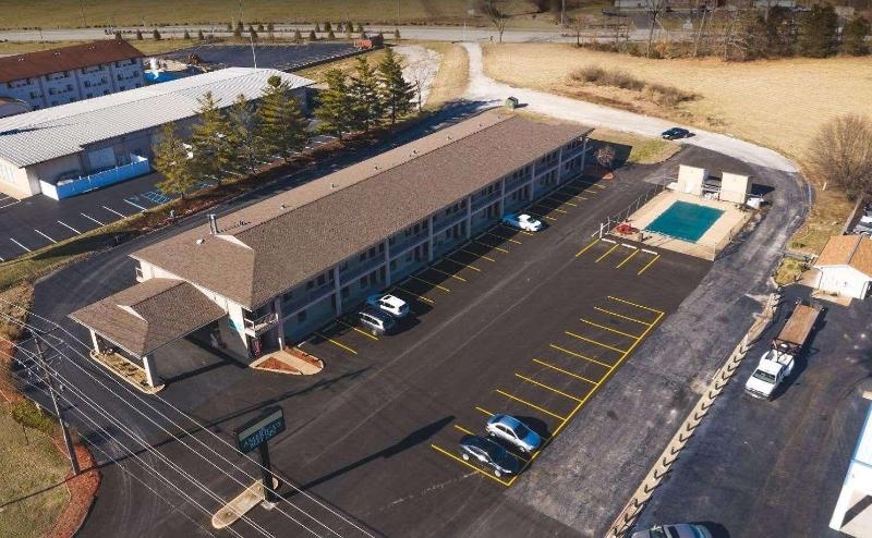 מוטל America S Best Inn & Suites Eureka