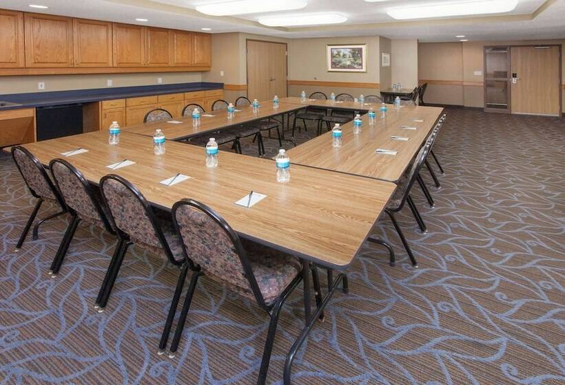 فندق على الطريق Americinn By Wyndham Webster City