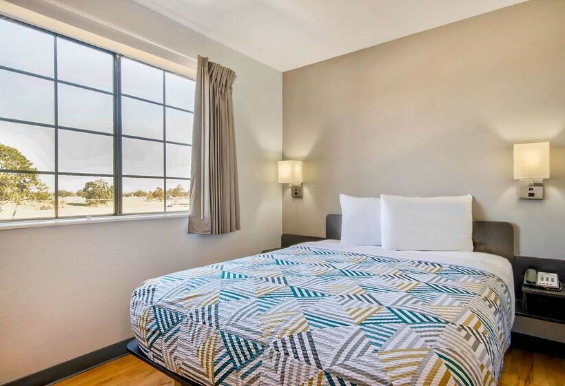 Studio 6port Arthur, Tx  Se