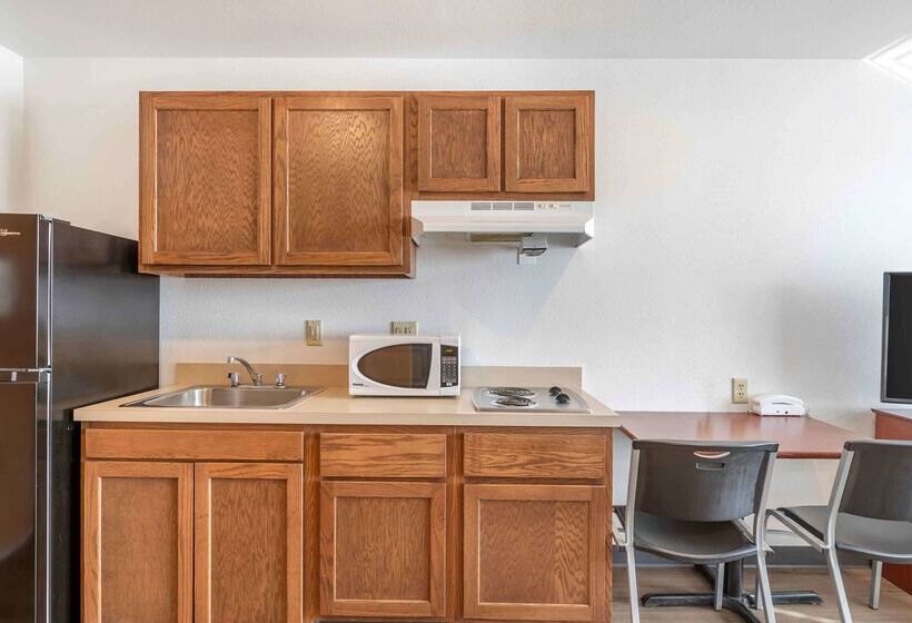 Extended Stay America Select Suites   Omaha   Southwest