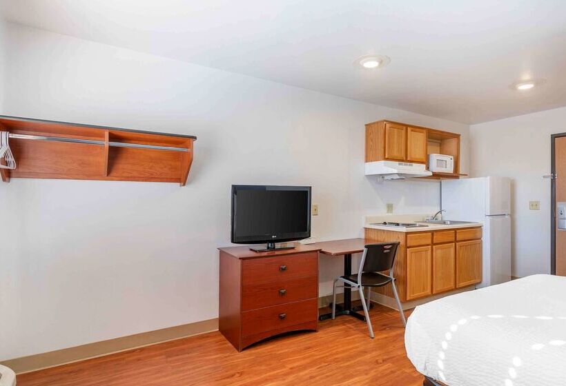 Extended Stay America Select Suites   Omaha   Southwest