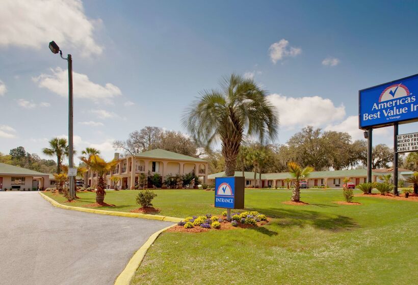 هتل Americas Best Value Inn Savannah