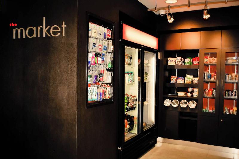 هتل Courtyard Salina