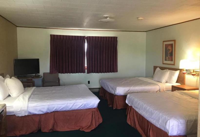 هتل Dakota Cowboy Inn