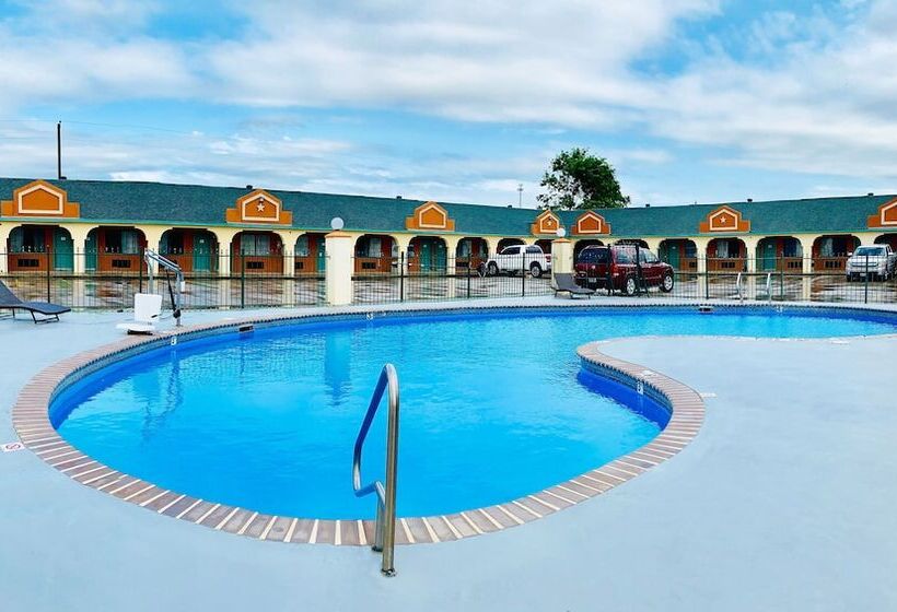 酒店 Executive Inn Hondo