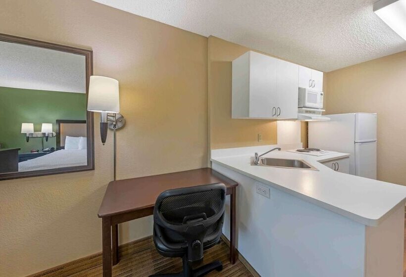 בית מלון כפרי Extended Stay America Suites  Los Angeles  Carson