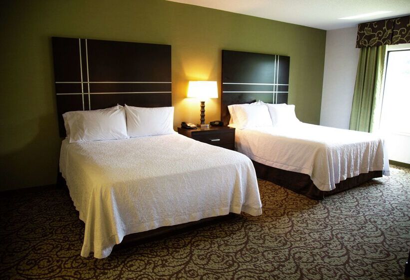 ホテル Hampton Inn & Suites Sharon