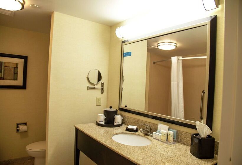 ホテル Hampton Inn & Suites Sharon