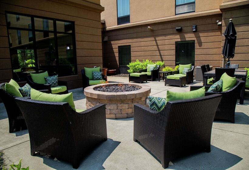 ホテル Hampton Inn & Suites Sharon
