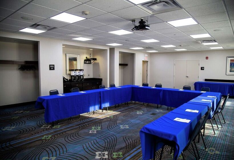 ホテル Hampton Inn & Suites Sharon