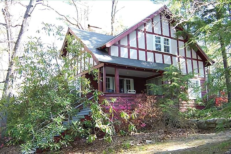 ホテル Highland Lake Inn & Resort  Flat Rock