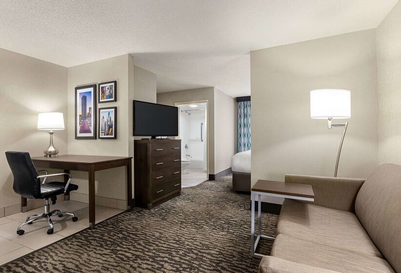هتل La Quinta By Wyndham Newark   Elkton