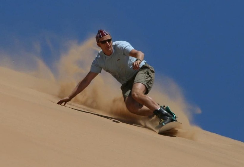 هتل Palmeras Y Dunas