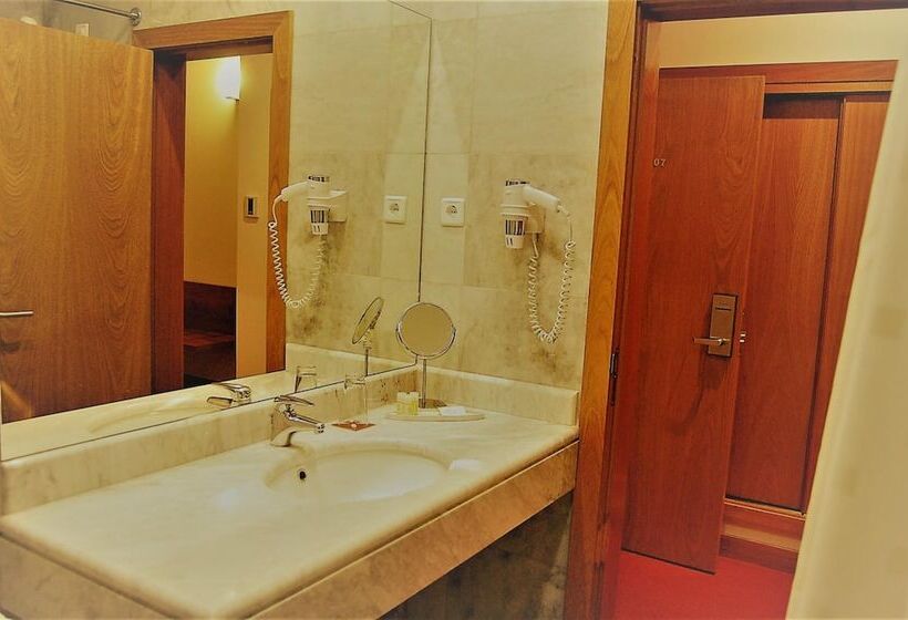 فندق Quinta Do Louredo