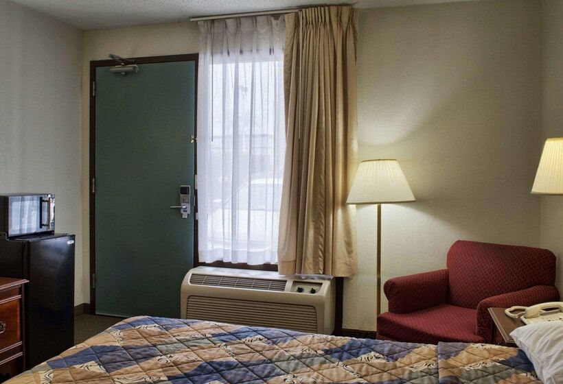 ホテル Rodeway Inn  Richmond