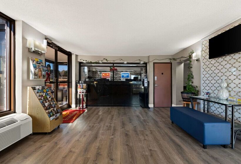 ホテル Rodeway Inn  Richmond