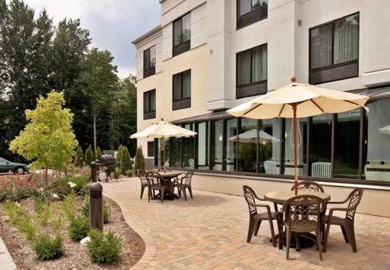 هتل Springhill Suites By Marriott Grand Rapids Airport Southeast