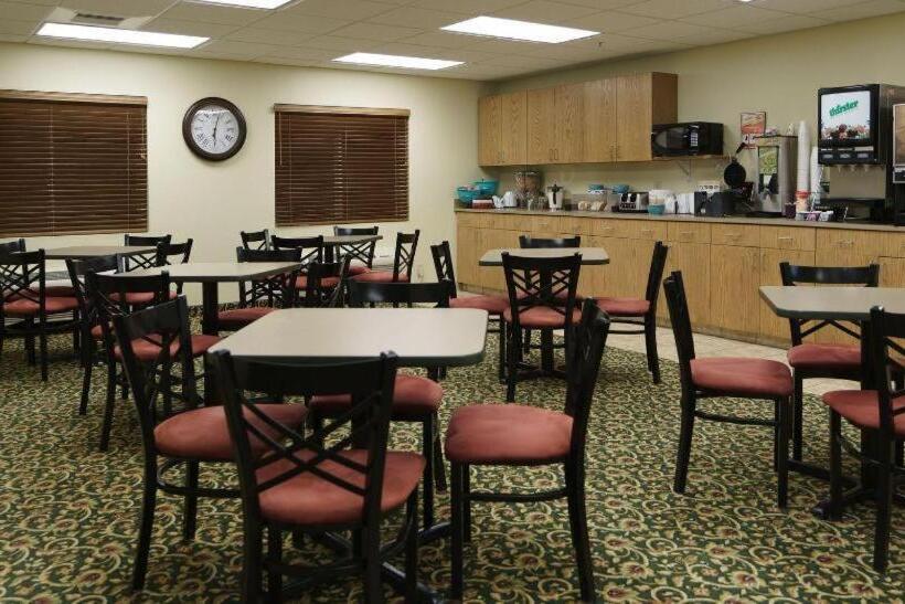 فندق Supertel Inn & Conference Center