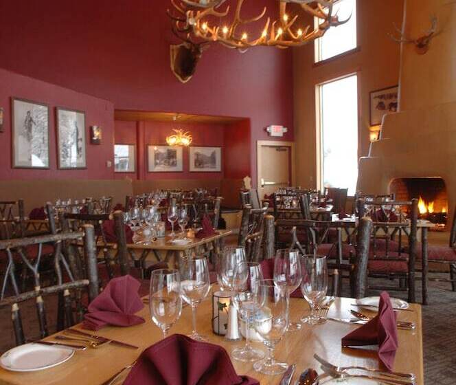 فندق Targhee Lodge By Grand Targhee Resort