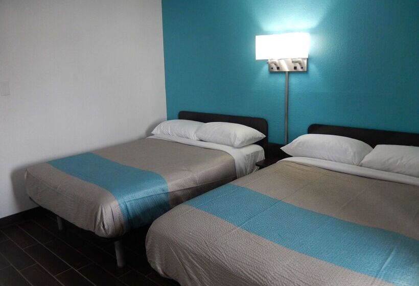 Motel 6 Portland, TX