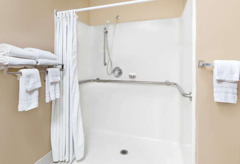 מוטל Super 8 By Wyndham St. Ignace