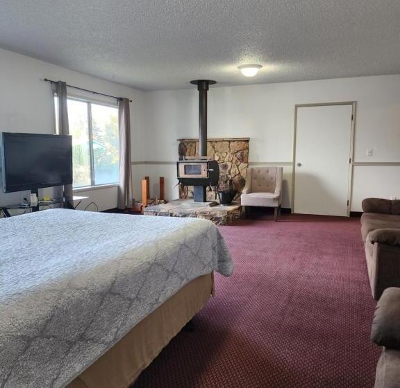 Plainview Motel
