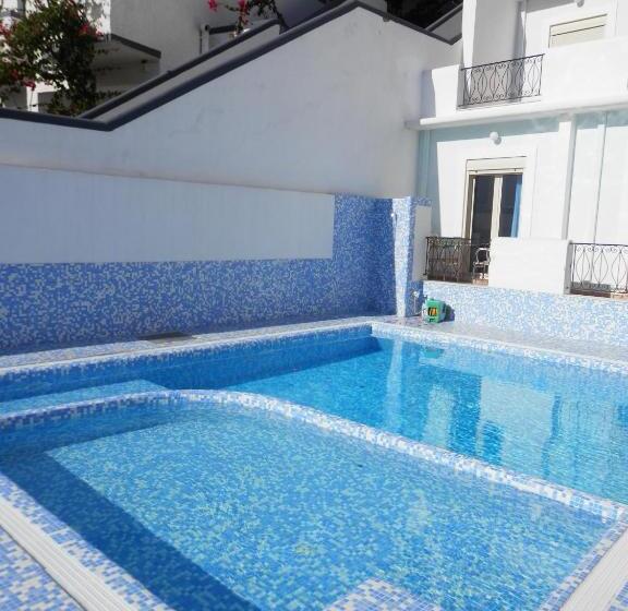 Glaros Hotel Apartment