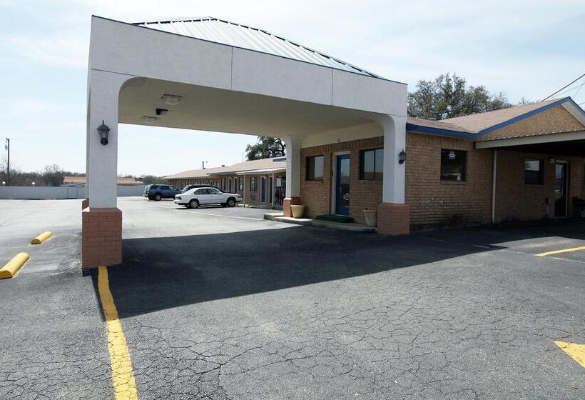 בית מלון כפרי Americas Best Value Inn Comanche