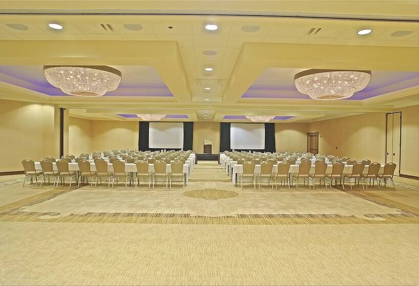 هتل Argosy Casino &