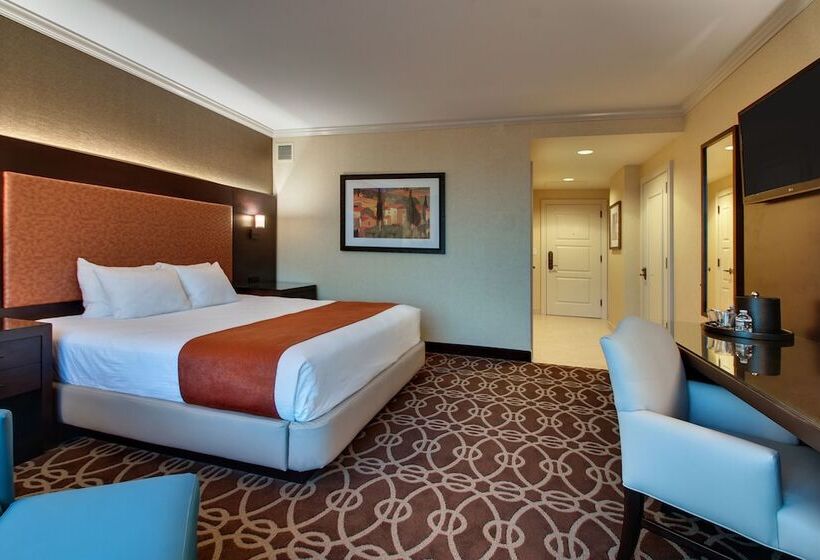 هتل Argosy Casino &