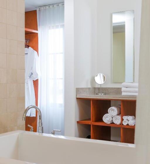 فندق Casa 425 + Lounge, A Four Sisters Inn