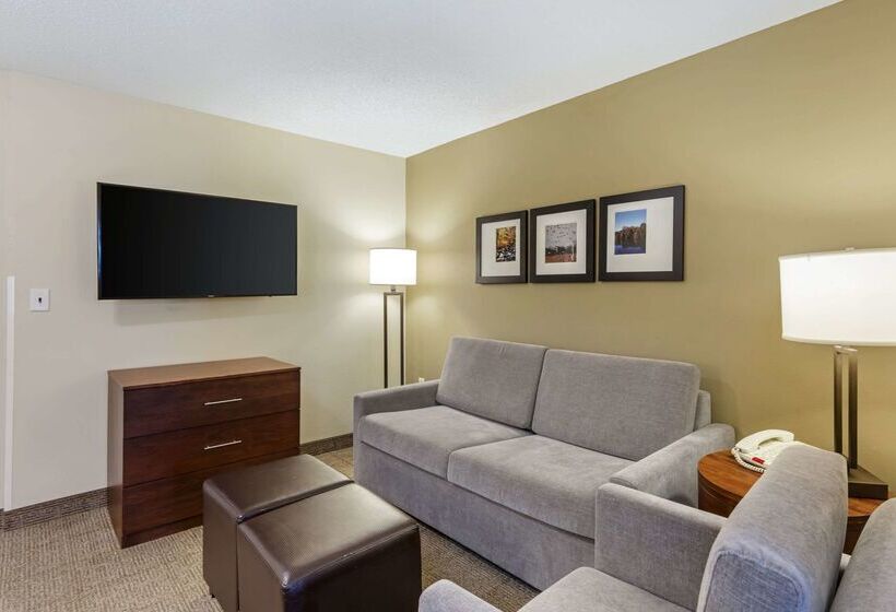 فندق Comfort Inn & Suites