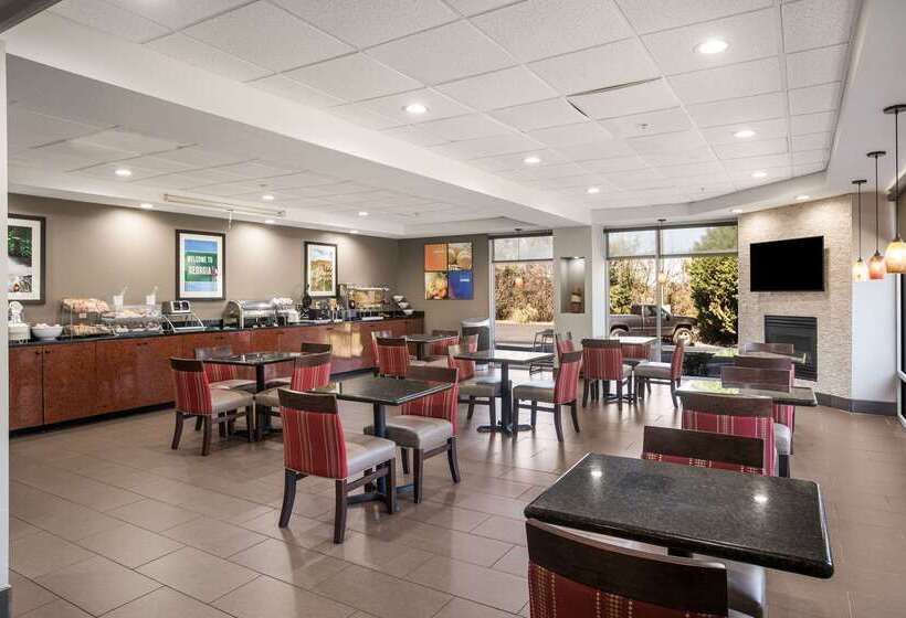 호텔 Comfort Suites Forsyth Near I75