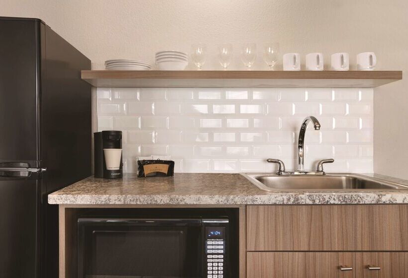 فندق Country Inn & Suites By Radisson, Shoreview, Mn