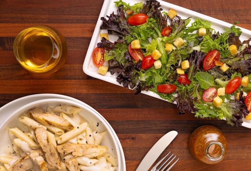 בית מלון כפרי Drury Inn & Suites Columbus Grove City