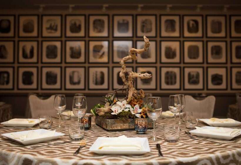 هتل Fairfield Inn And Suites Chicago Downtown River North