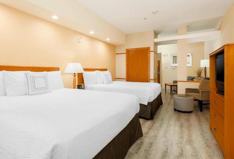 בית מלון כפרי Fairfield Inn & Suites Temecula