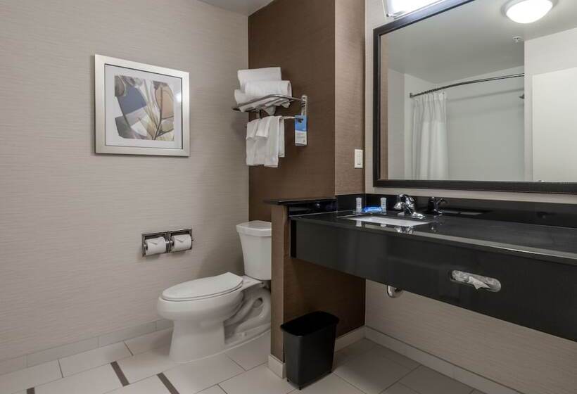 هتل Fairfield Inn & Suites By Marriott Montgomery Airport