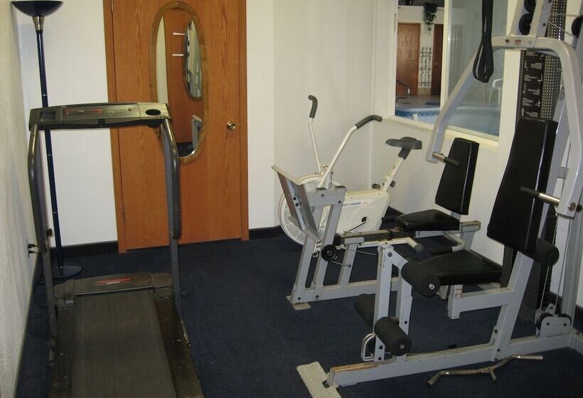 فندق Glacier Gateway Plaza