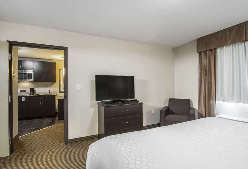 هتل Quality Inn & Suites Thompson