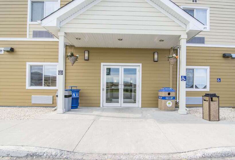 هتل Quality Inn & Suites Thompson