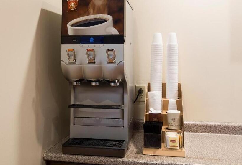 בית מלון כפרי Red Roof Inn & Suites Wytheville