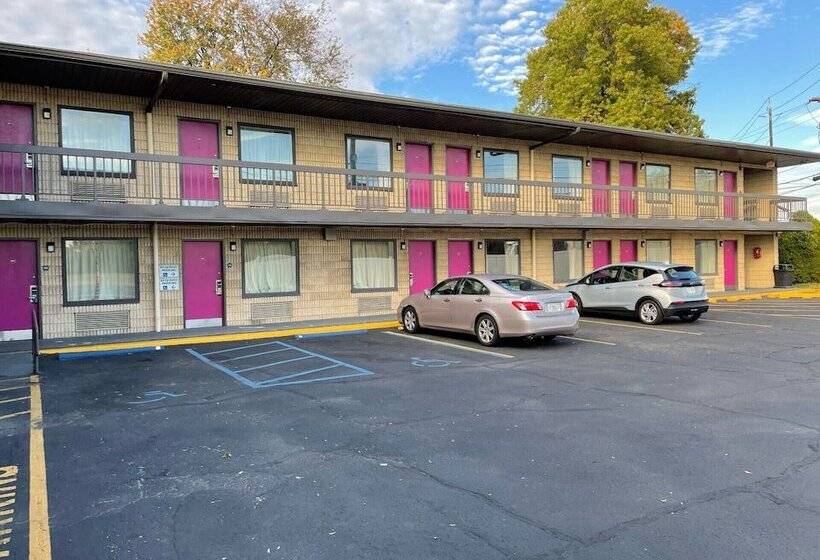فندق Express Inn Rahway