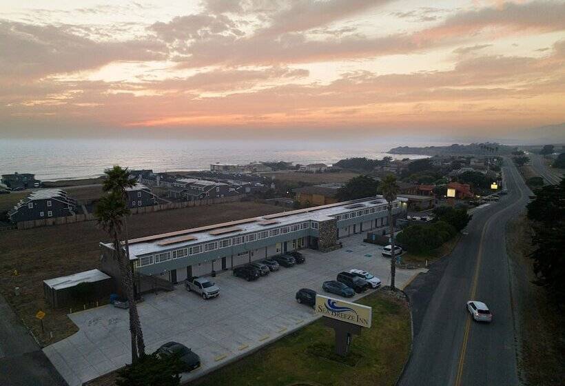 ホテル Sea Breeze Inn   San Simeon