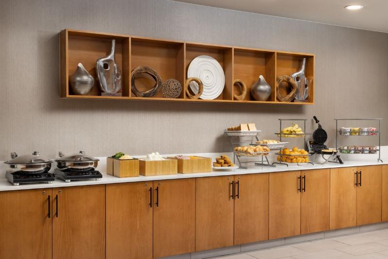 هتل Springhill Suites Fresno