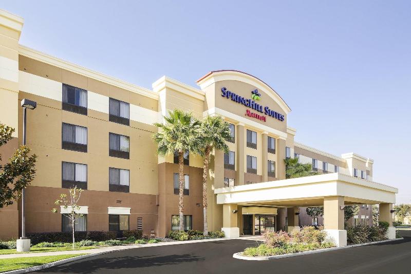 هتل Springhill Suites Fresno