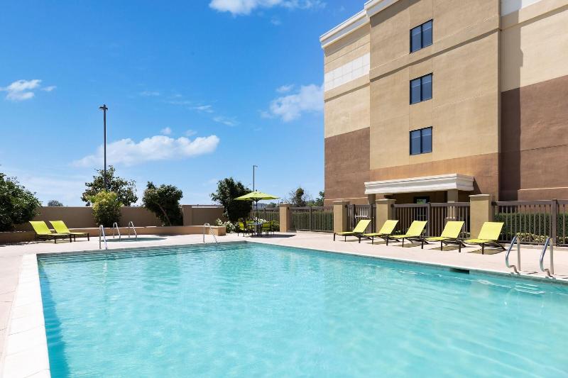 هتل Springhill Suites Fresno